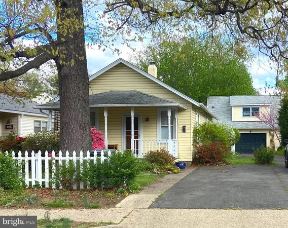 $3,000 | 4007 9th Street South, Arlington, VA 22204