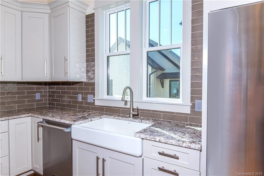 225 South Rice Street, Unit 3 Brevard, NC 28712 - Photo 17 of 36 Gallery Image 17