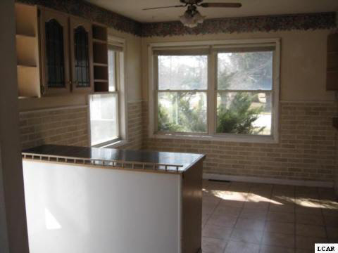 12362 Medina Road Hudson, MI 49247 - Photo 5 of 8 20005398-4.JPG