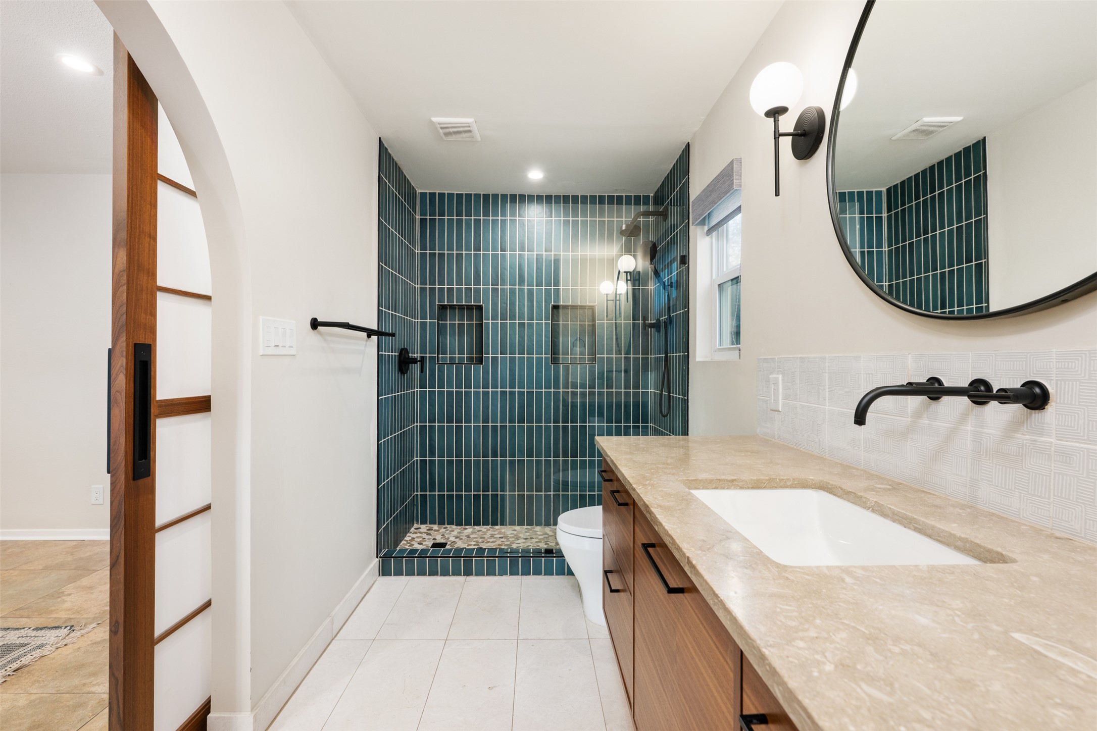 11318 Alhambra Drive Austin, TX 78759 - Photo 19 of 40