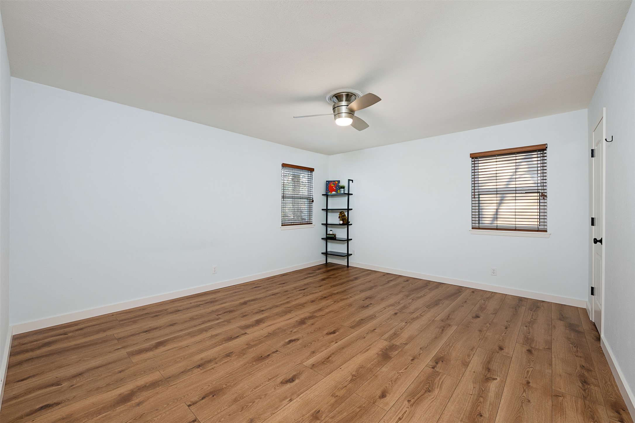 11318 Alhambra Drive Austin, TX 78759 - Photo 23 of 40