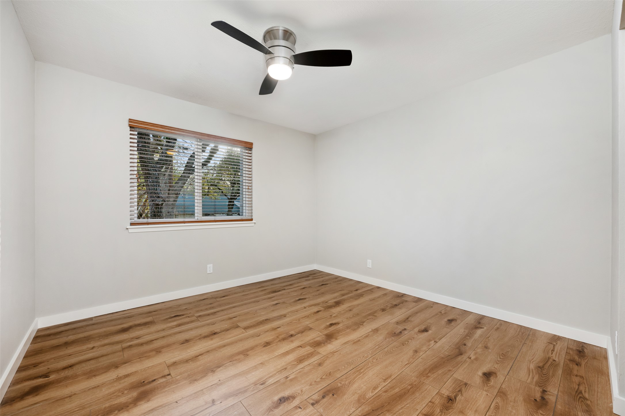 11318 Alhambra Drive Austin, TX 78759 - Photo 25 of 40