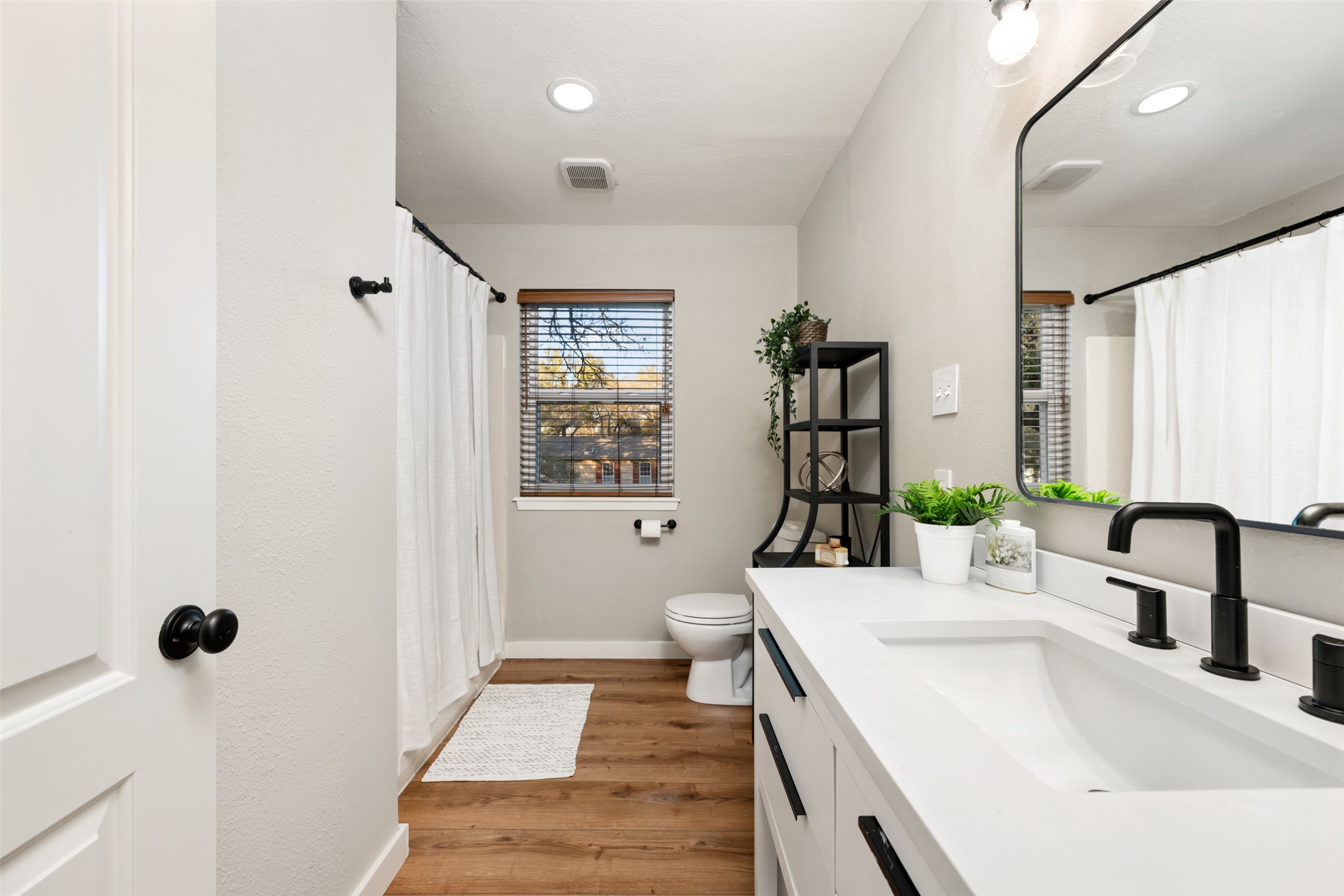 11318 Alhambra Drive Austin, TX 78759 - Photo 26 of 40