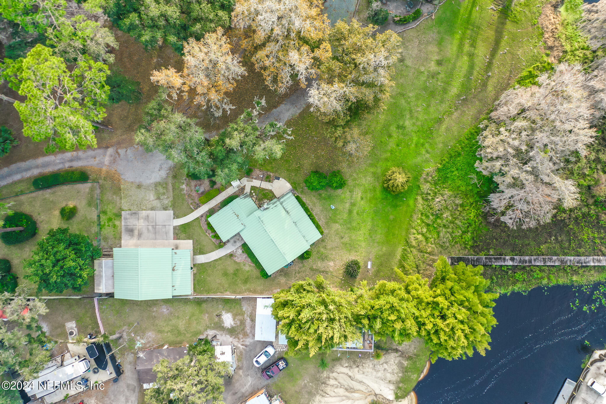 118 River Bend Road Welaka, FL 32193 - Photo 24 of 25 118RiverBendRdPhotos-10