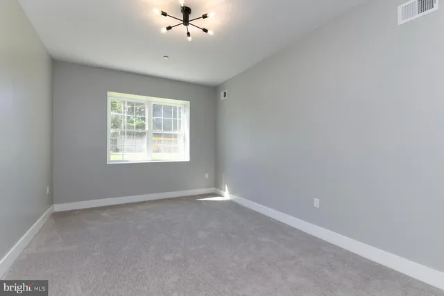 $215,000 | 100 Aura Road, Unit 112, Clayton, NJ 08312