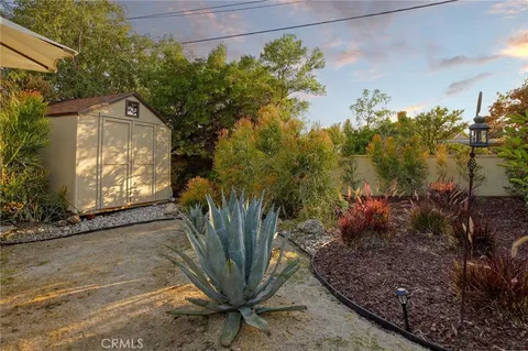 $899,000 | 12762 Willard Street, North Hollywood, CA 91605