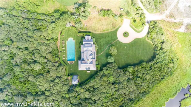 $12,995,000 | 105 Low Beach Road, Nantucket, MA 02554