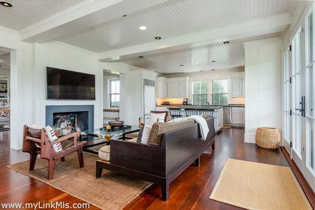 $12,995,000 | 105 Low Beach Road, Nantucket, MA 02554