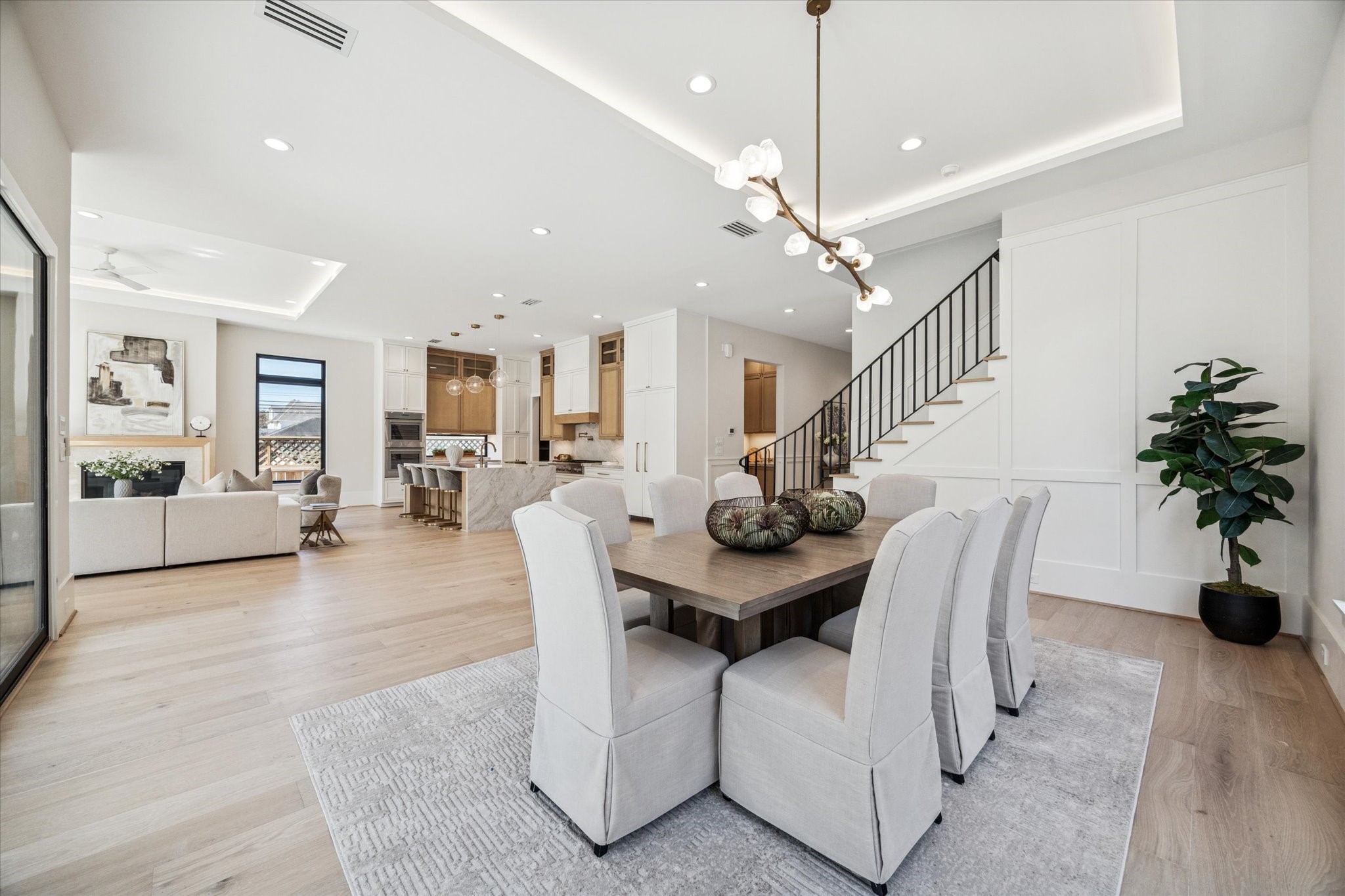 3855 Gramercy Street Houston, TX 77025 - Photo 11 of 50