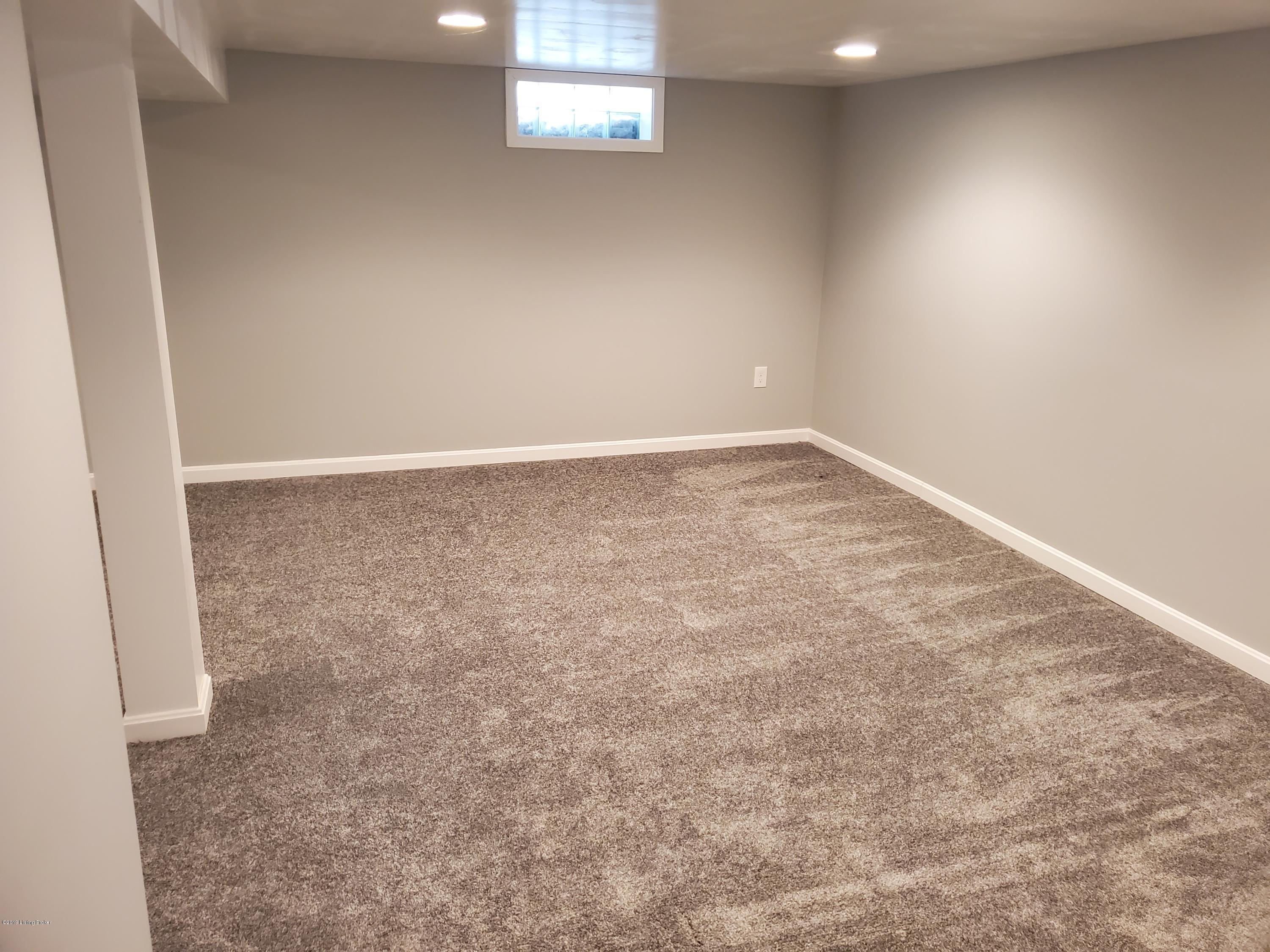 8 Cillia Road Louisville, KY 40216 - Photo 37 of 43 Office/Rec Room