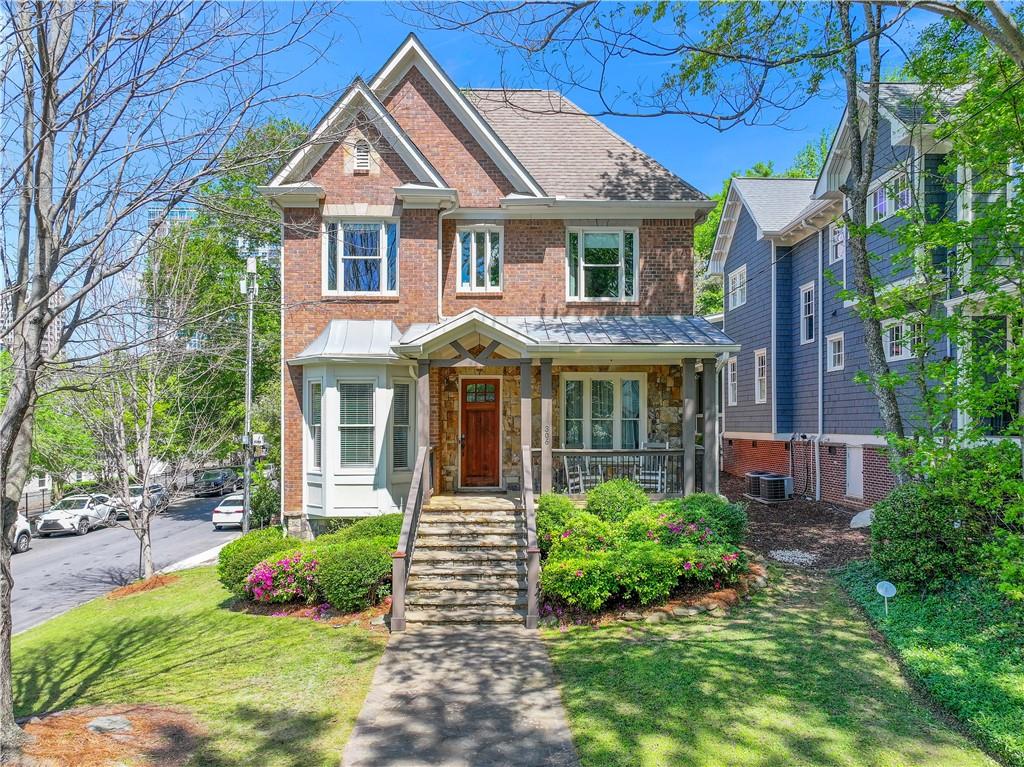 306 Peachtree Ave Northeast