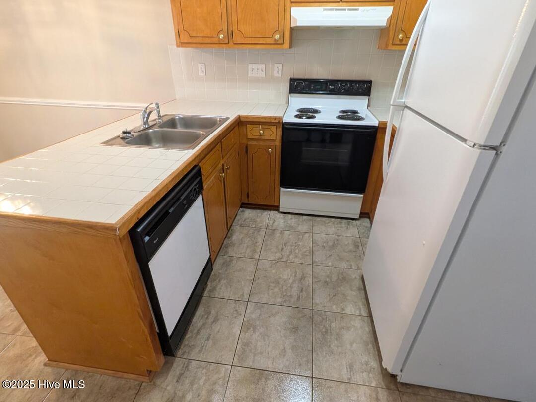 3812 Sterling Pointe Drive, Unit F 5 Winterville, NC 28590 - Photo 3 of 8 image000006