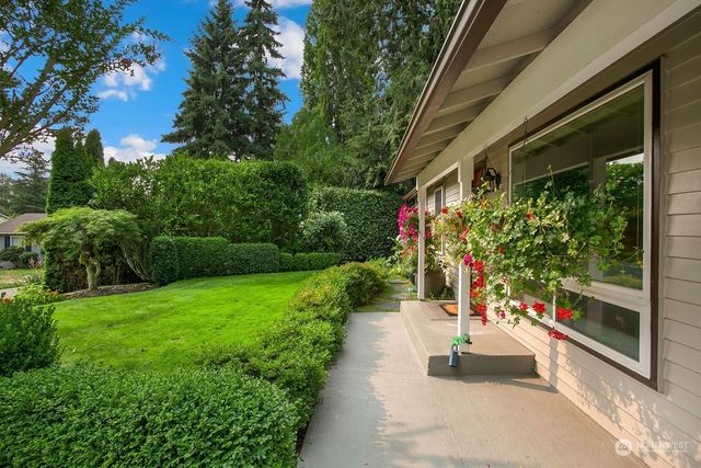$1,050,000 | 9748 Northeast 126th Place, Kirkland, WA 98034