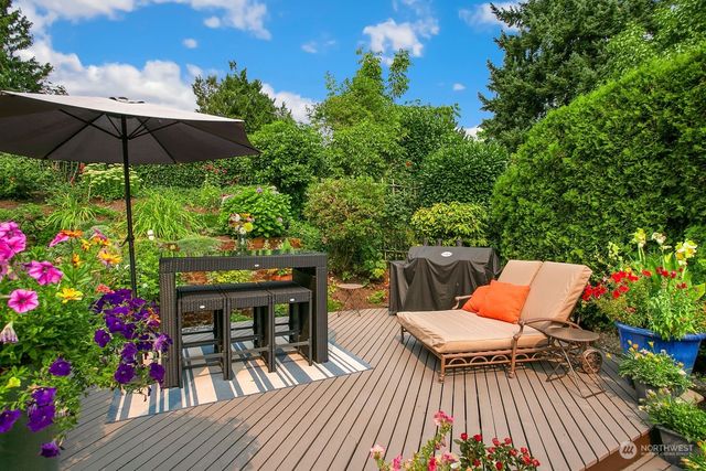 $1,050,000 | 9748 Northeast 126th Place, Kirkland, WA 98034