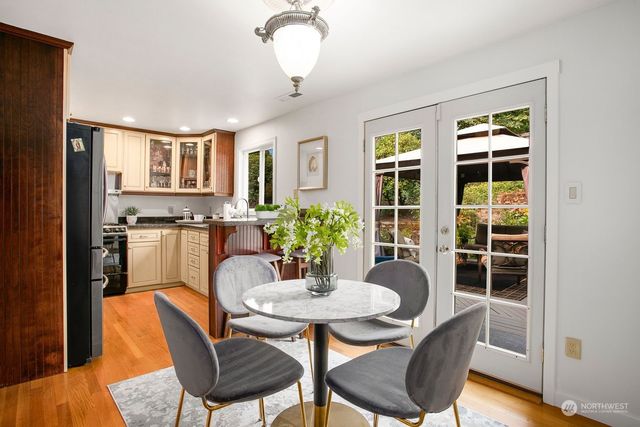 $1,050,000 | 9748 Northeast 126th Place, Kirkland, WA 98034