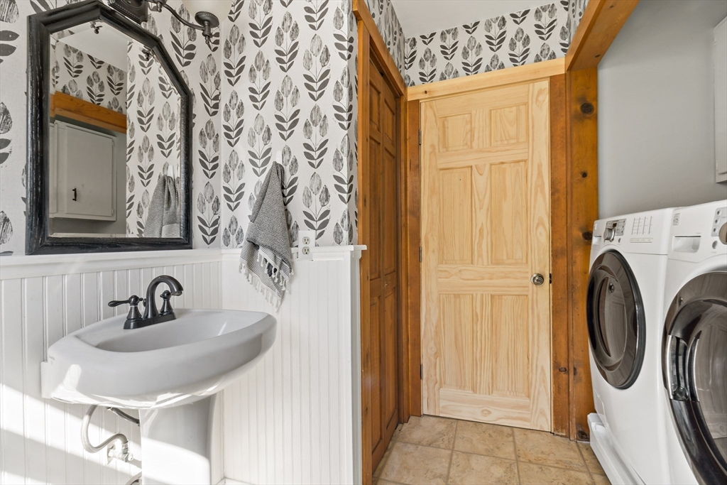 31 Blanding Road Rehoboth, MA 02769 - Photo 10 of 40 Gallery Image 10