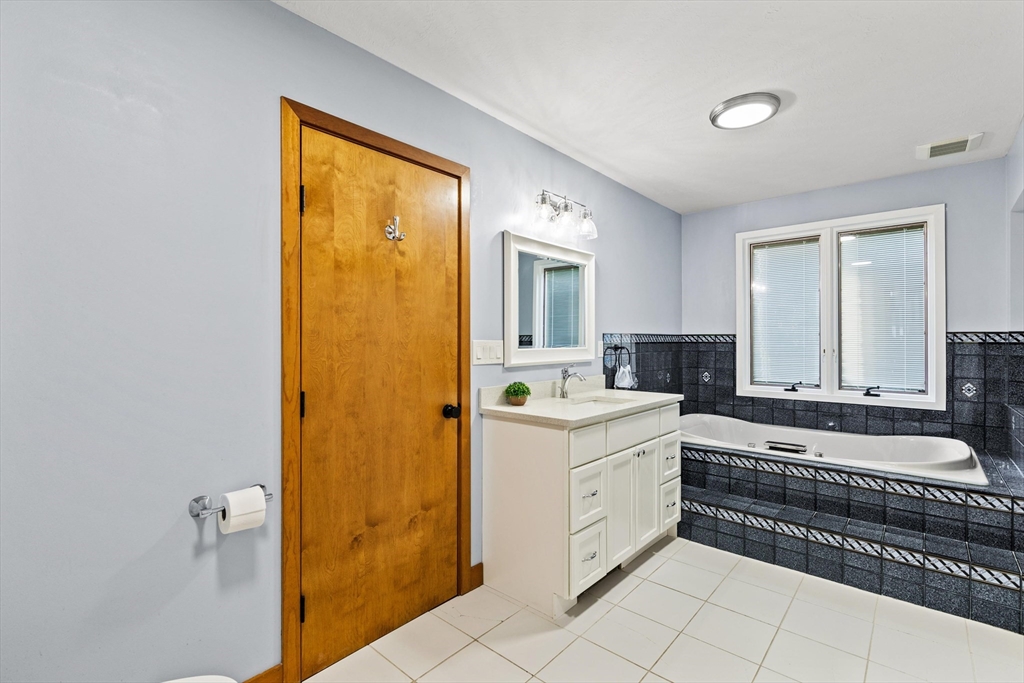 75 Chace Road Raynham, MA 02767 - Photo 19 of 41 Gallery Image 19