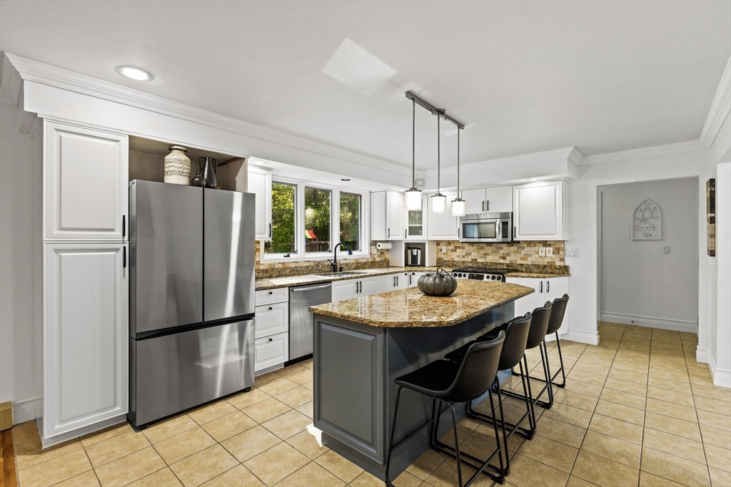 75 Chace Road Raynham, MA 02767 - Photo 10 of 41 Gallery Image 10