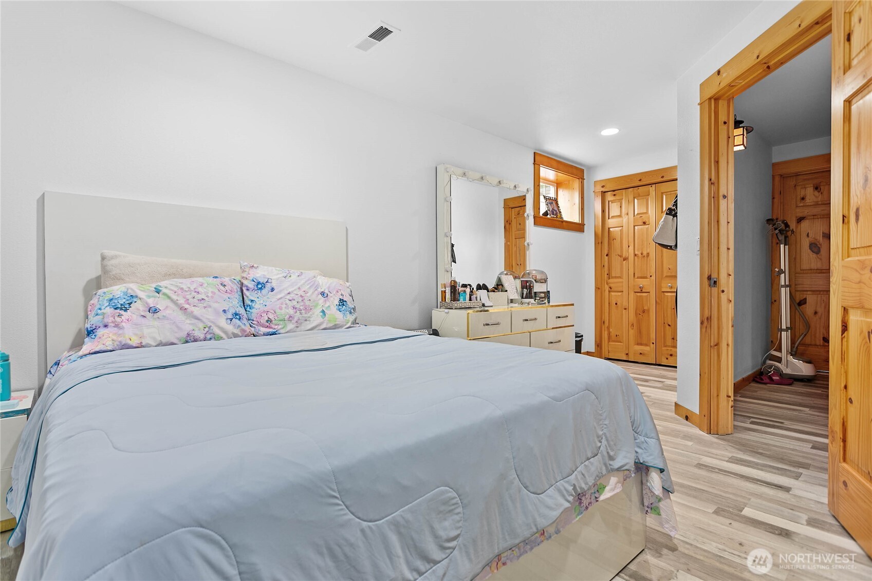 7511 Hannegan Road Lynden, WA 98264 - Photo 28 of 40 Gallery Image 28