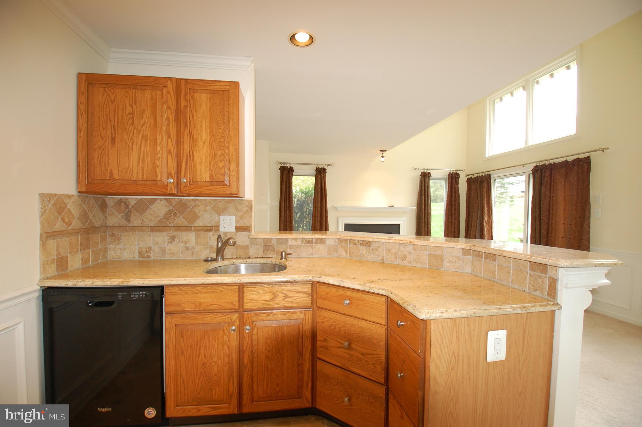 286 Fox Run Exton, PA 19341 - Photo 12 of 31 Dishwasher is less than a year old