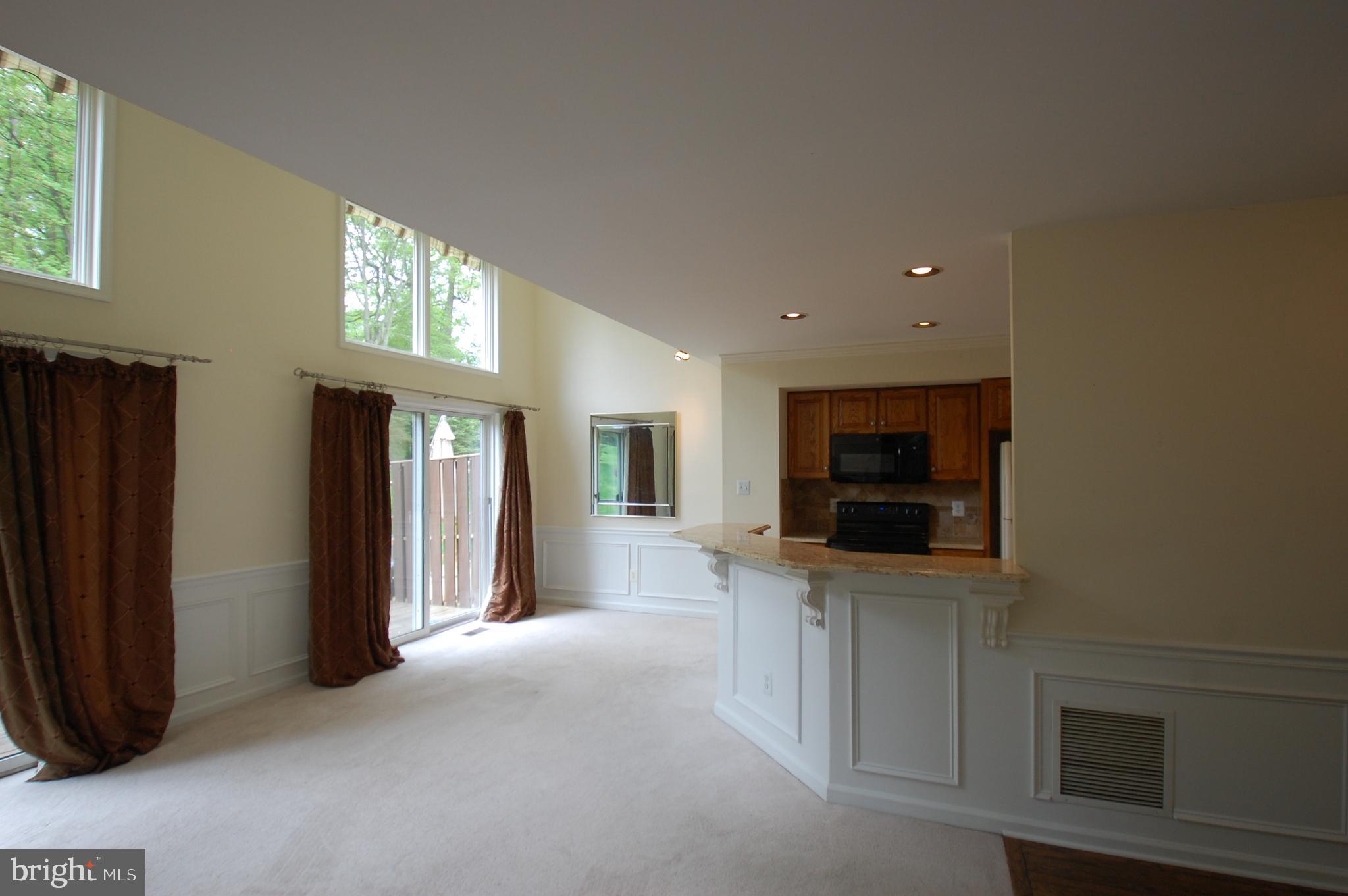 286 Fox Run Exton, PA 19341 - Photo 5 of 31 Looking toward the Dining room and Kitchen