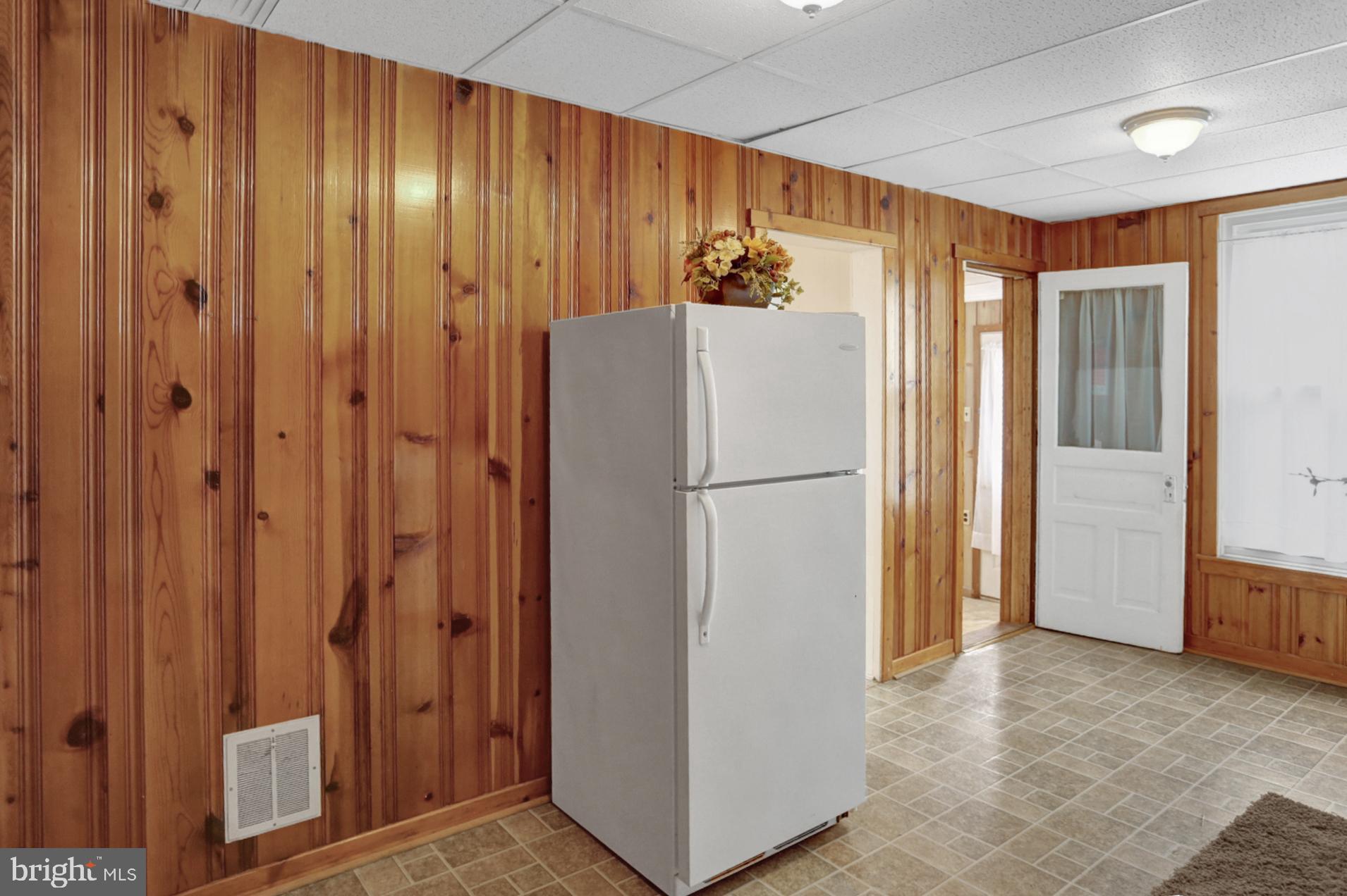 2200 Kutztown Road Reading, PA 19605 - Photo 12 of 31 Gallery Image 12