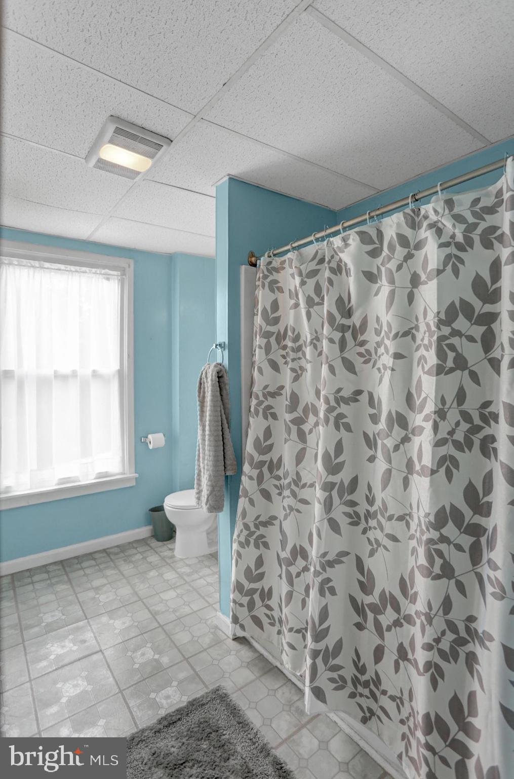 2200 Kutztown Road Reading, PA 19605 - Photo 18 of 31 Gallery Image 18