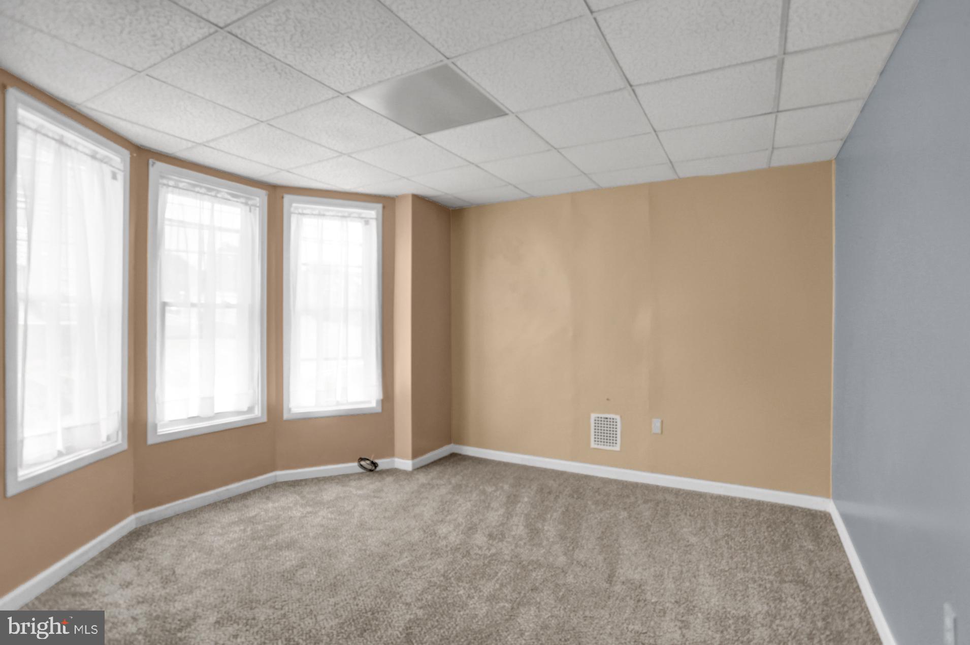 2200 Kutztown Road Reading, PA 19605 - Photo 21 of 31 Primary front bedroom #1