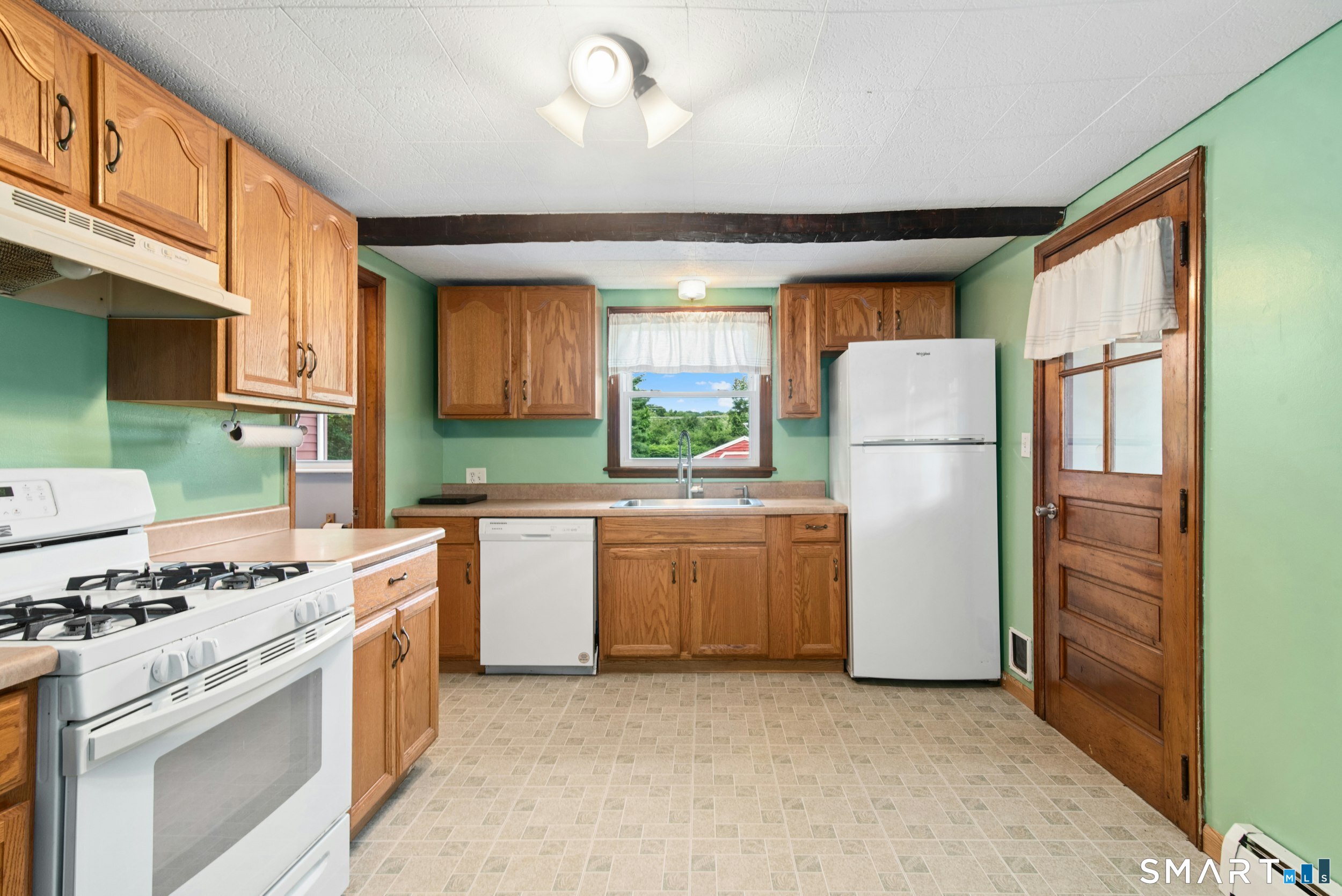 125 Shadduck Road Middlebury, CT 06762 - Photo 11 of 24