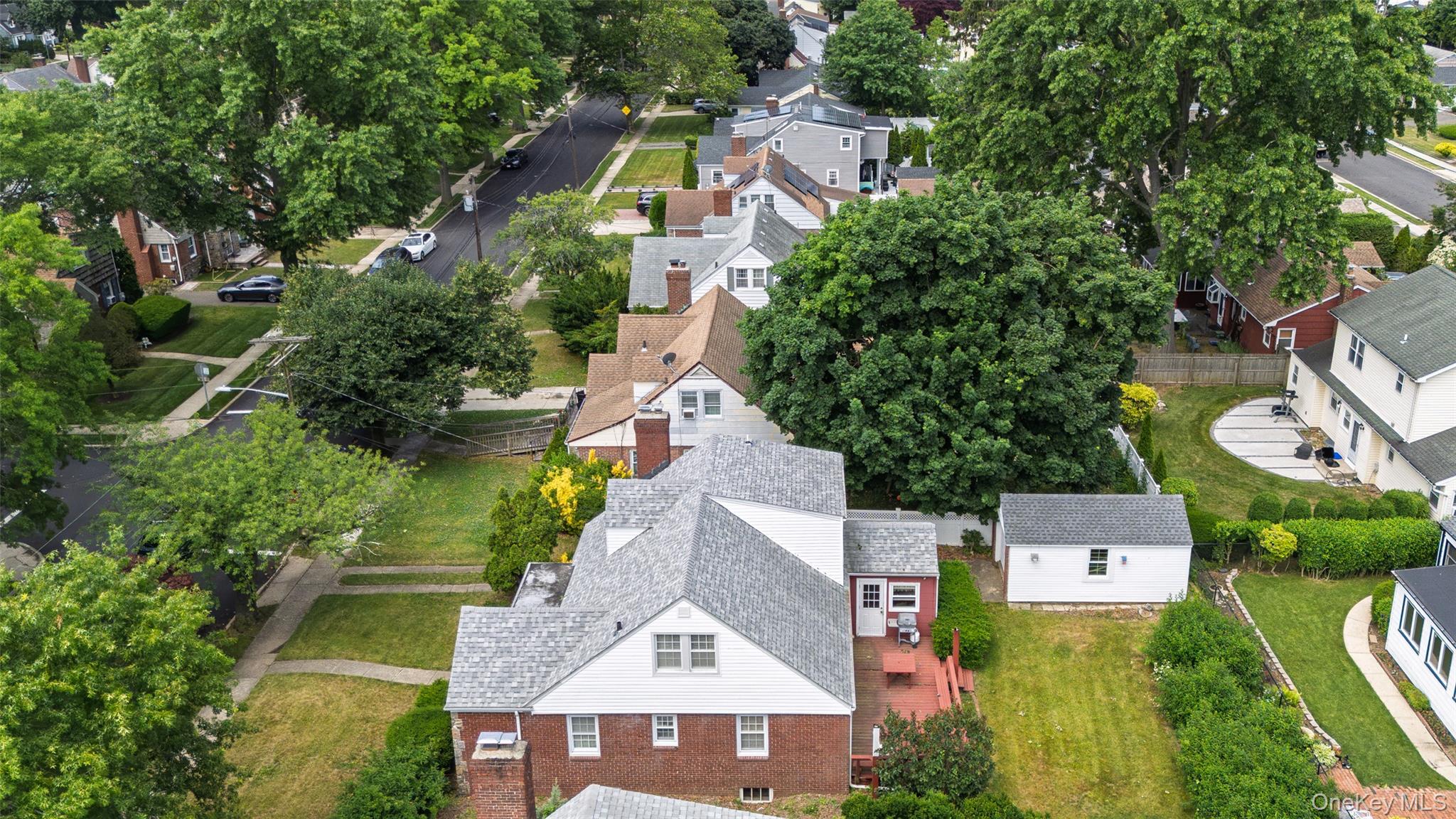637 Stratford Road Baldwin, NY 11510 - Photo 45 of 49