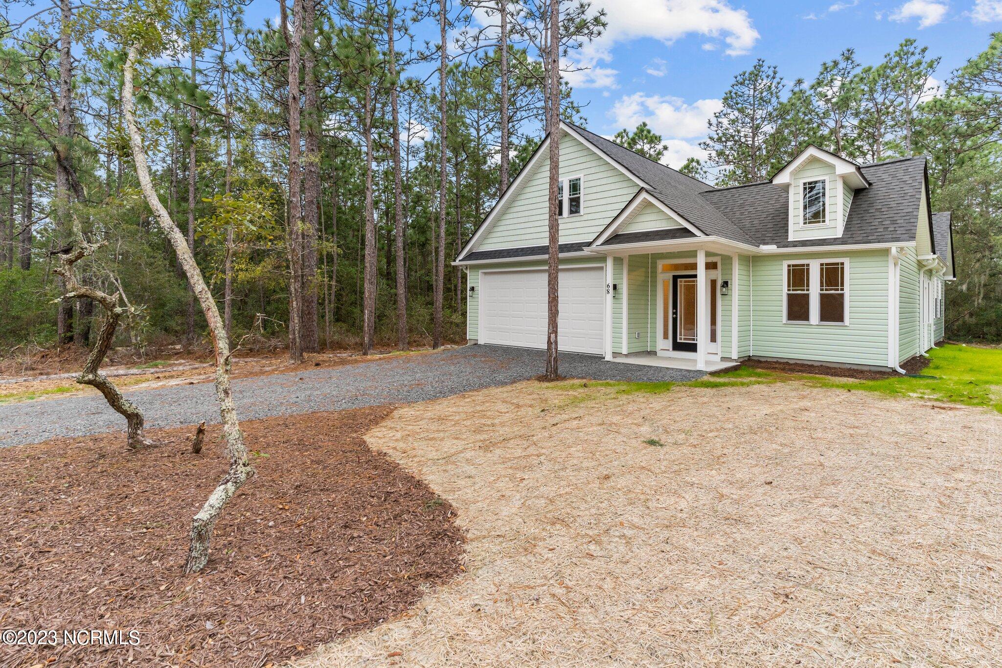 68 Knox Road Southport, NC 28461 - Photo 3 of 53 Low Maintenance Vinyl Siding