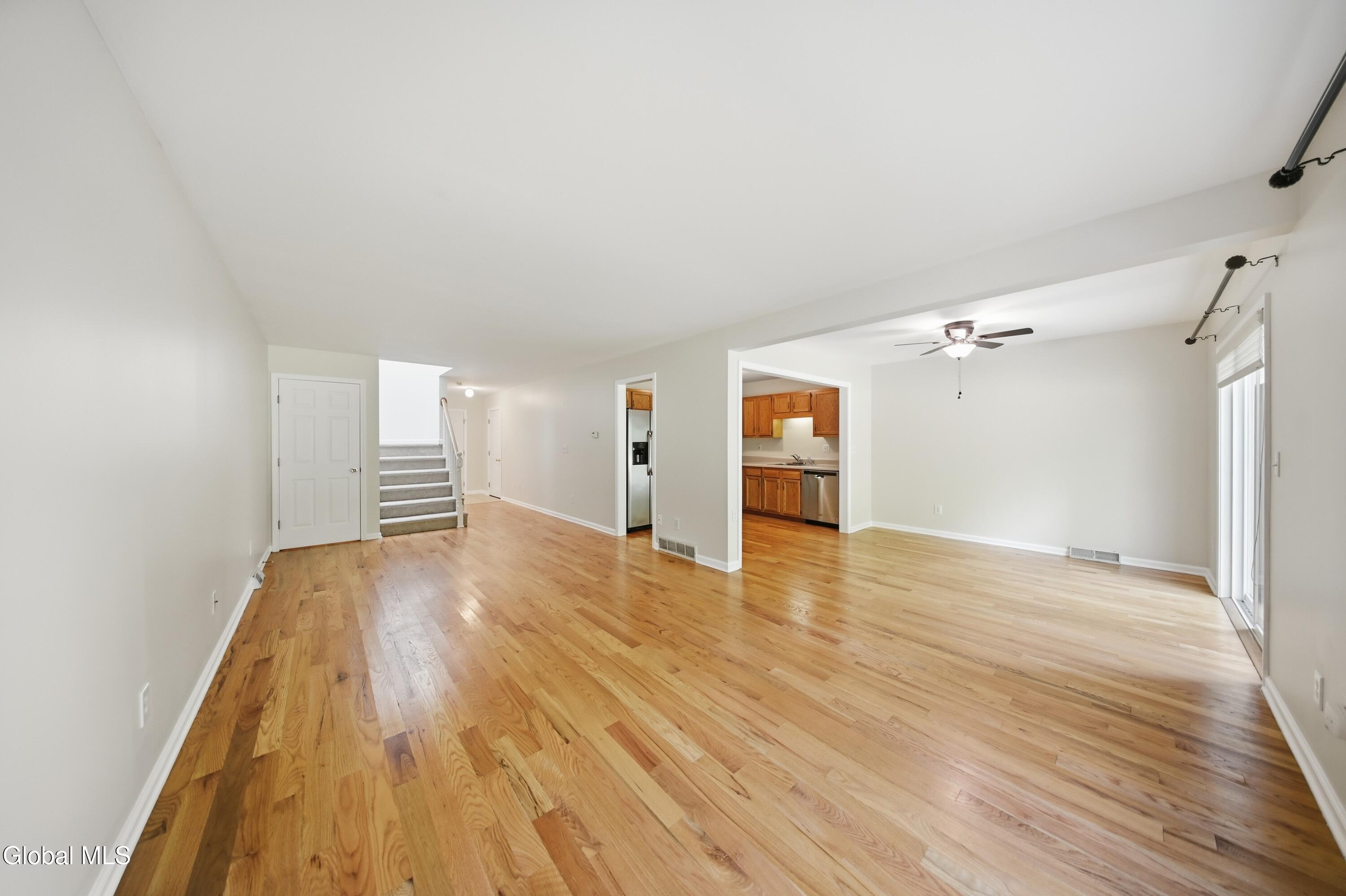 153 Harvard Road Colonie, NY 12189 - Photo 9 of 32 8