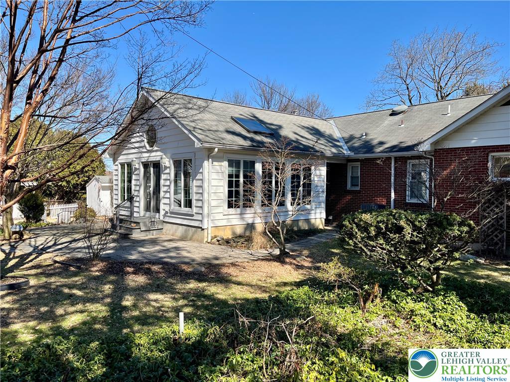 1569 Kelchner Road Bethlehem, PA 18018 - Photo 3 of 6 Gallery Image 3