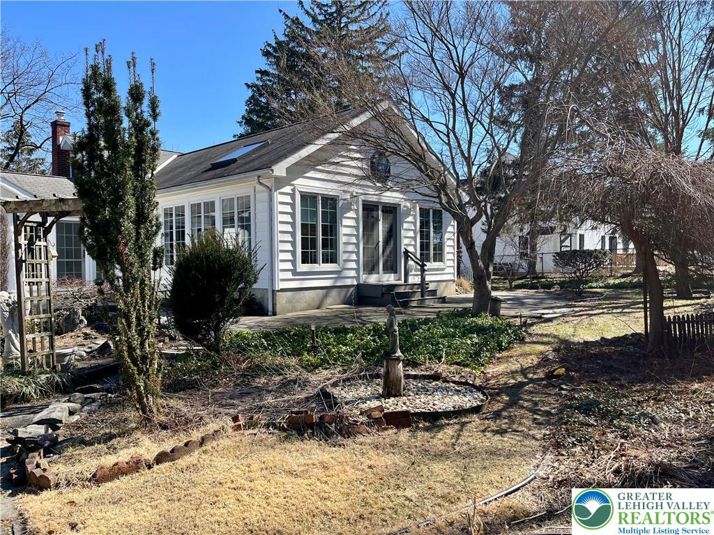 1569 Kelchner Road Bethlehem, PA 18018 - Photo 4 of 6 Gallery Image 4
