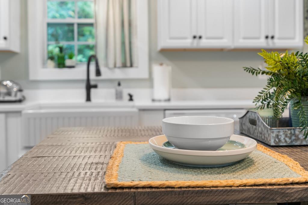 270 Hiawassee River Road Murphy, NC 28906 - Photo 14 of 50 a view of a bathtub and potted plant