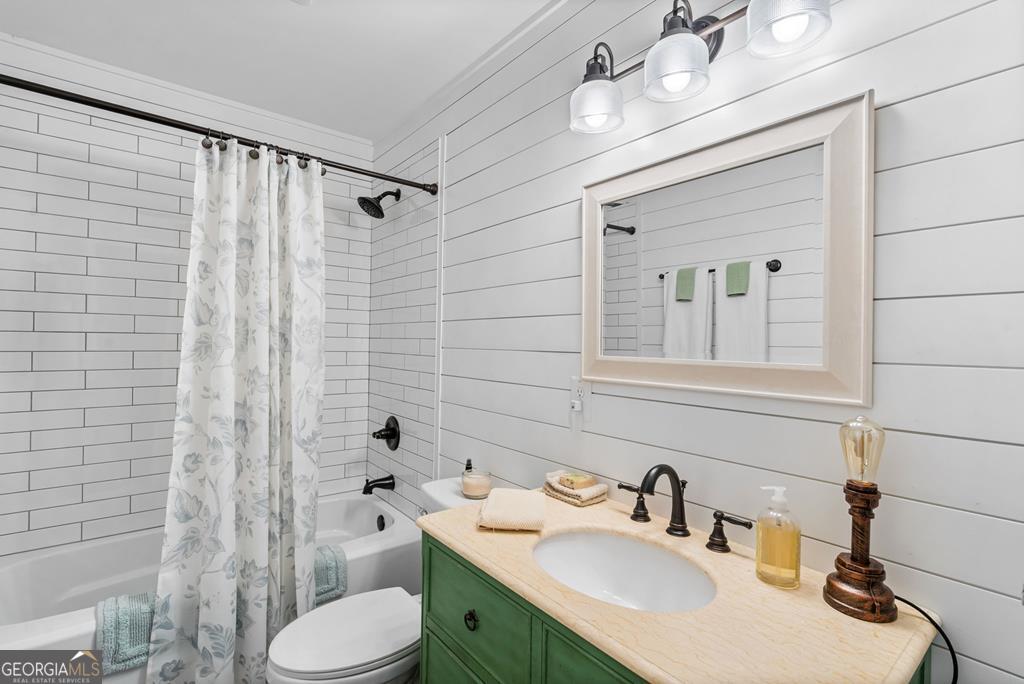 270 Hiawassee River Road Murphy, NC 28906 - Photo 25 of 50 a bathroom with a sink vanity granite toilet and shower