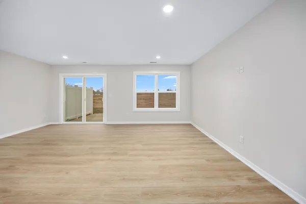 $359,000 | 210 Elkenburg Street, Unit 1, South Haven, MI 49090