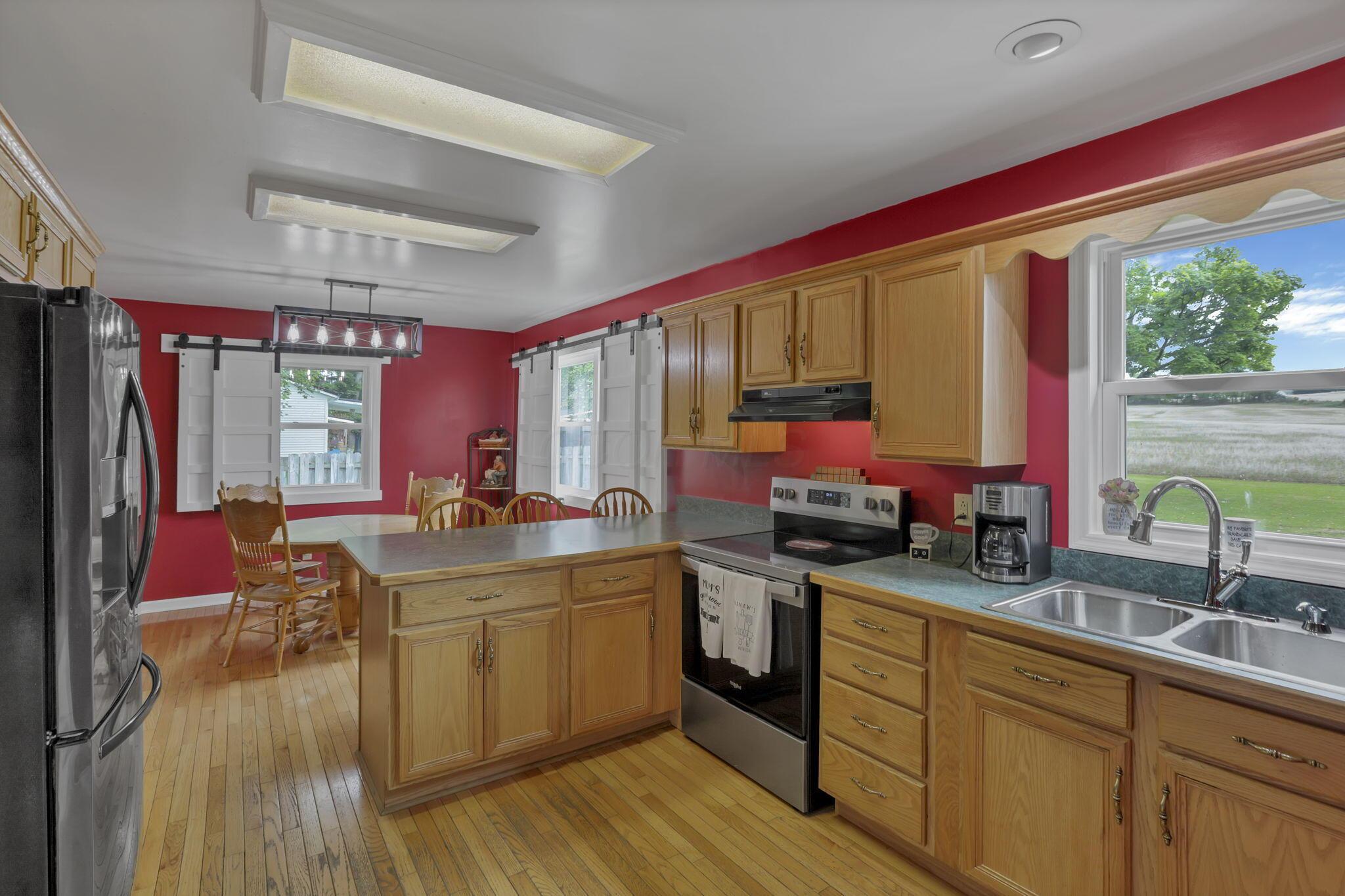 11750 16th Road Southwest Stoutsville, OH 43154 - Photo 15 of 74 Kitchen