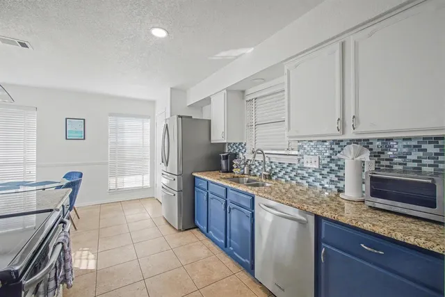 $3,100 | 913 Sandhurst Drive, Plano, TX 75025