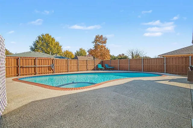 $3,100 | 913 Sandhurst Drive, Plano, TX 75025