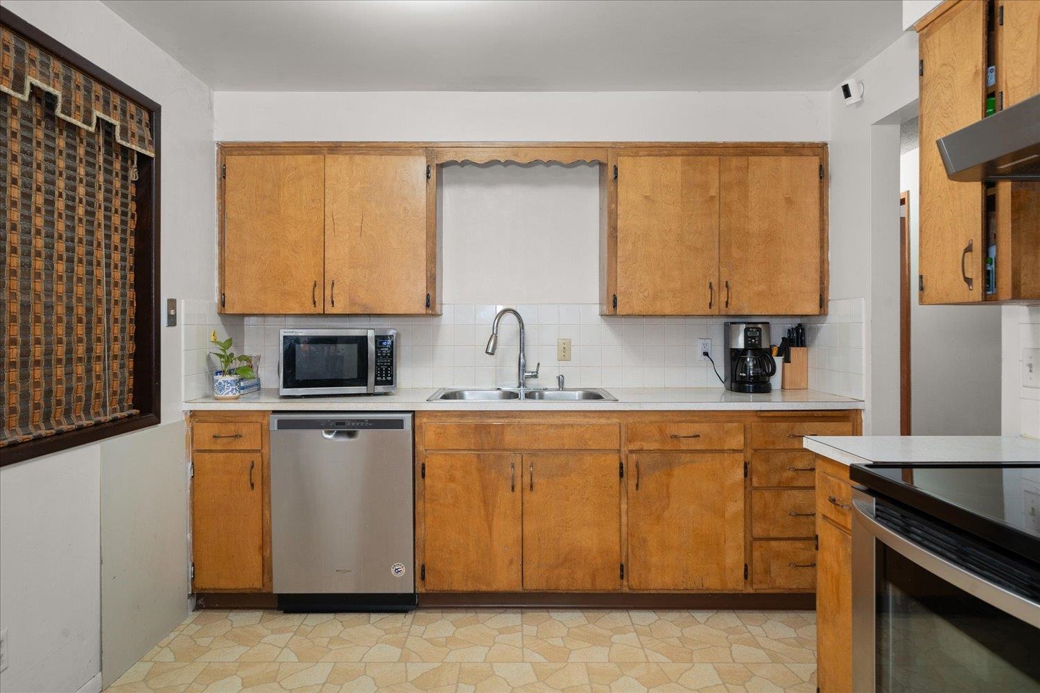 218 North Calvin Road Spokane, WA 99216 - Photo 6 of 15 Gallery Image 6