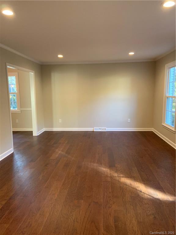 8324 Prince George Road Charlotte, NC 28210 - Photo 3 of 13 Gallery Image 3