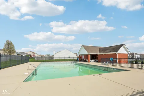 $399,995 | 10358 Pronghorn Lane, Indianapolis, IN 46239