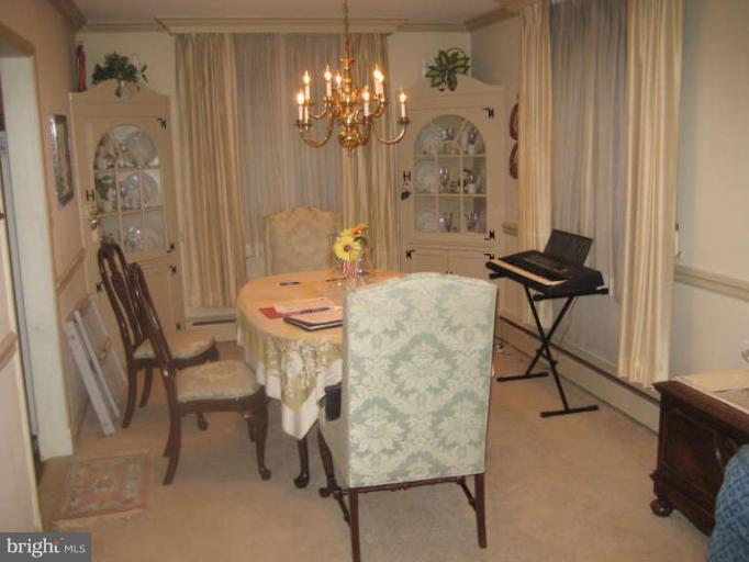 1545 Sulphur Spring Road Baltimore, MD 21227 - Photo 10 of 29 Dining Room