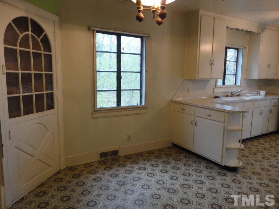 4427 Erwin Road Durham, NC 27705 - Photo 12 of 24 Gallery Image 12