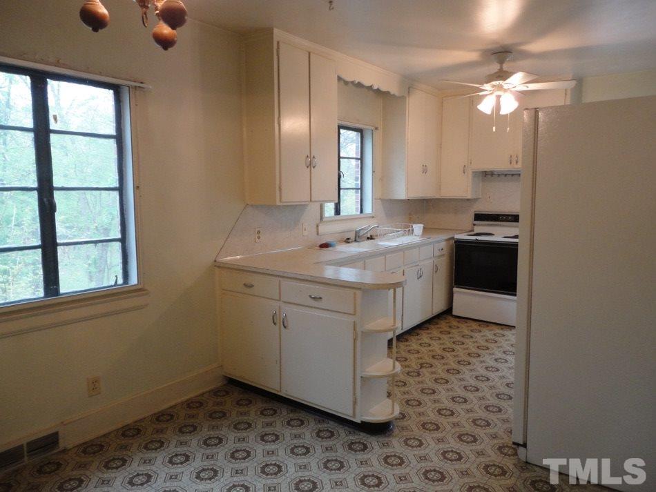 4427 Erwin Road Durham, NC 27705 - Photo 13 of 24 Gallery Image 13