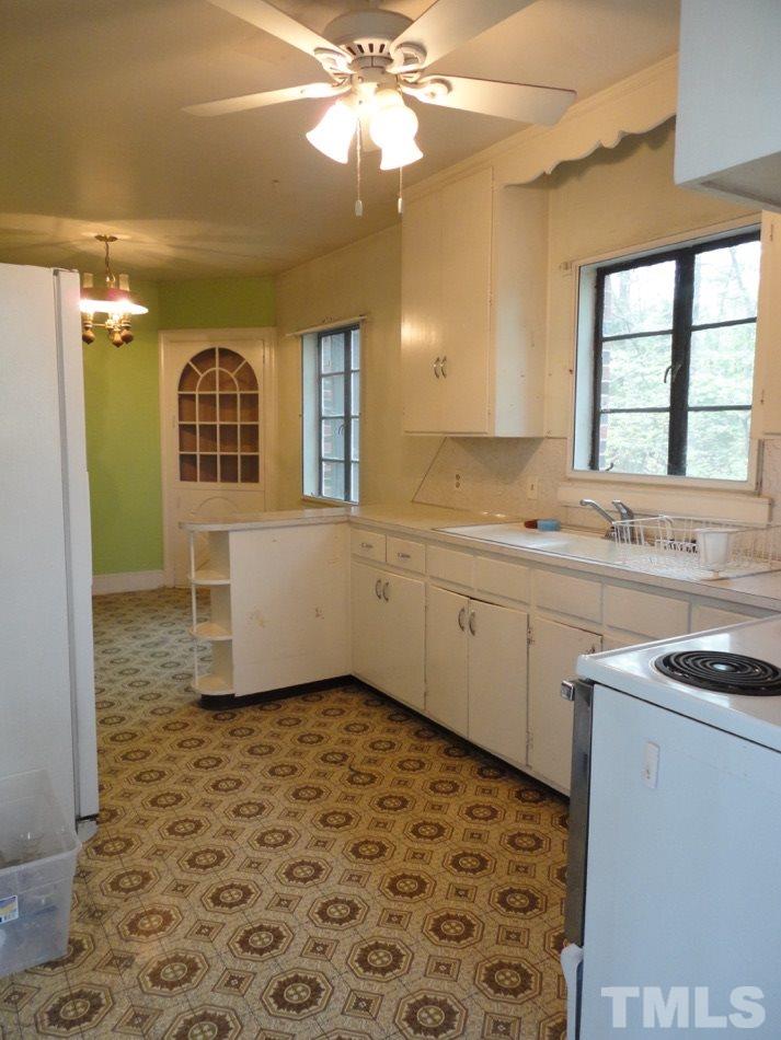 4427 Erwin Road Durham, NC 27705 - Photo 14 of 24 Gallery Image 14