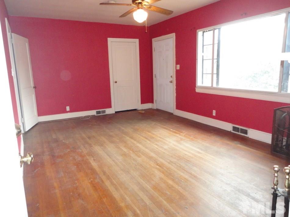 4427 Erwin Road Durham, NC 27705 - Photo 4 of 24 Gallery Image 4