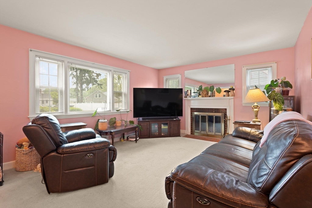 12 Stangus Road Lynn, MA 01905 - Photo 8 of 30