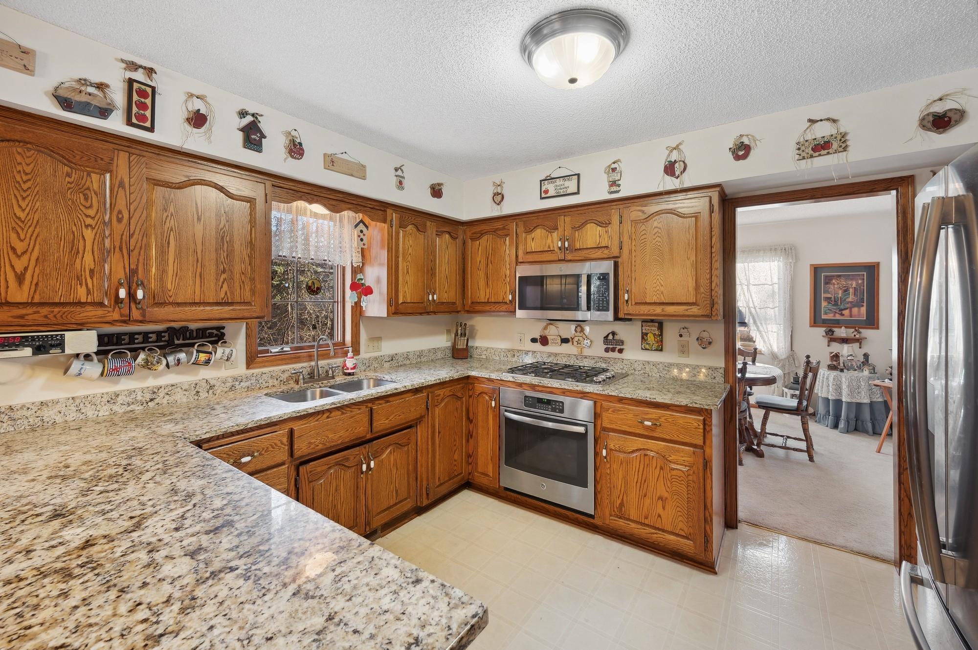 6238 Baldwin Lake Road Circle Pines, MN 55014 - Photo 6 of 38